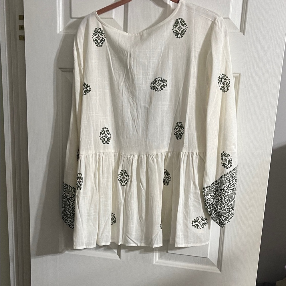 easel Cream Peasant Top with Green Print and Tassels - Picture 4 of 4